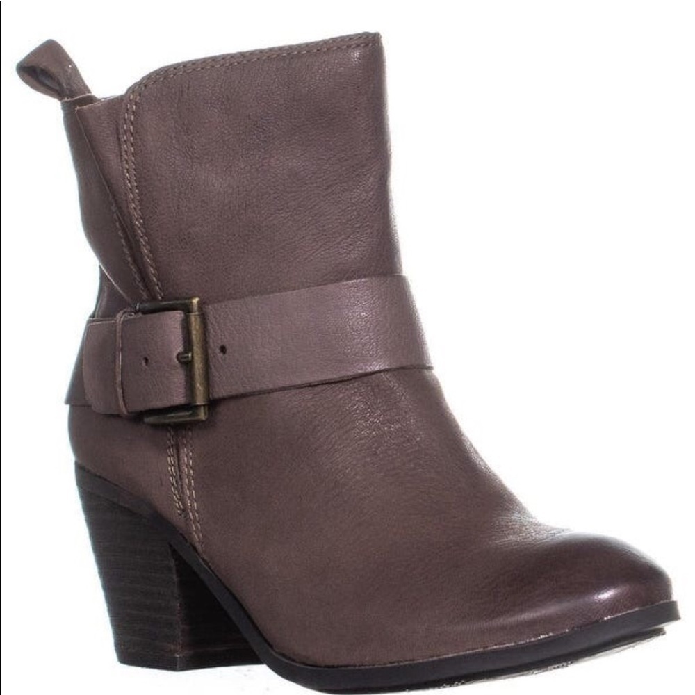 ❤️FERGIE COUNTRY TOO LEATHER‎ HARNESS BUCKLE BOOTS